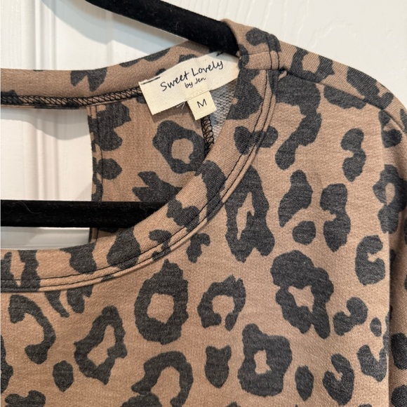 Sweet Lovely Brown Leopard Print Long Sleeve Top - Picture 2 of 6